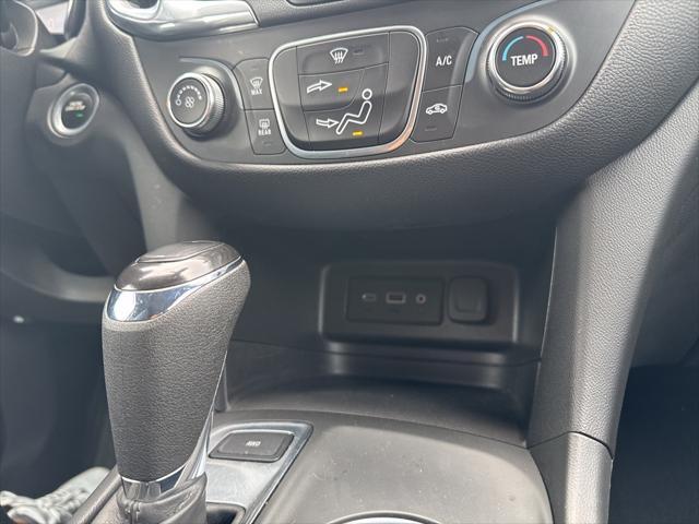 used 2020 Chevrolet Equinox car, priced at $15,400