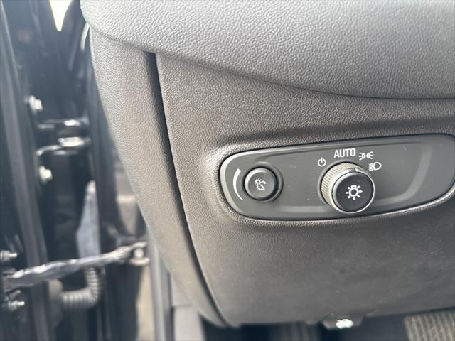 used 2020 Chevrolet Equinox car, priced at $15,400