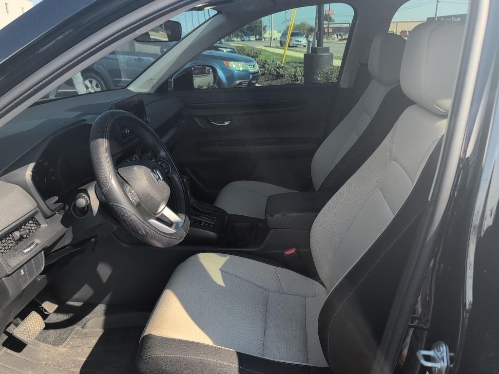 used 2024 Honda CR-V car, priced at $32,000