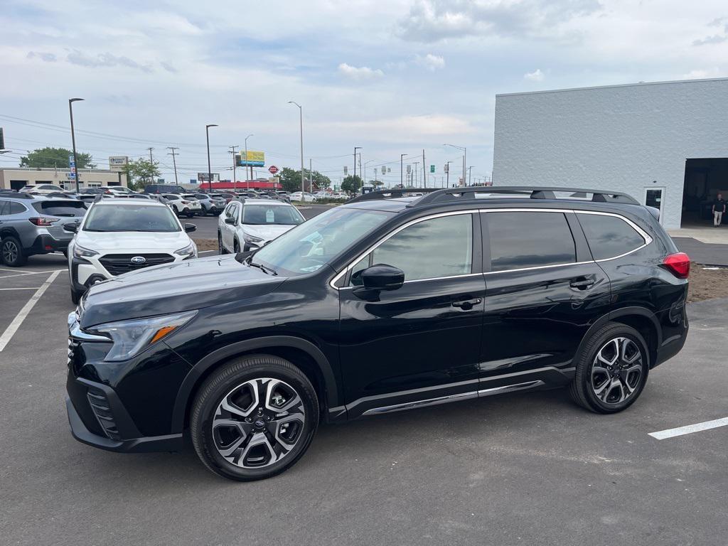 used 2024 Subaru Ascent car, priced at $39,300
