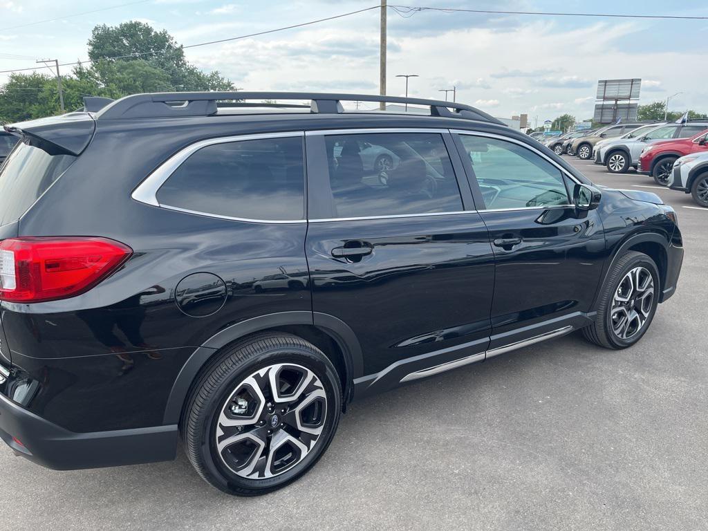 used 2024 Subaru Ascent car, priced at $39,300