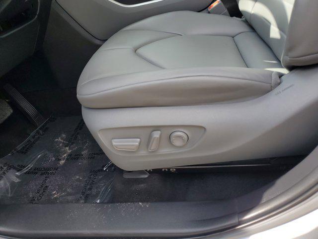 used 2023 Toyota Highlander car, priced at $31,621