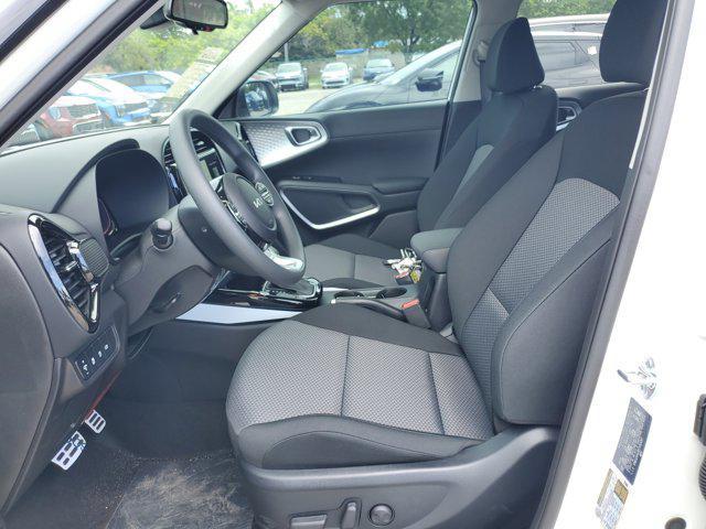 new 2025 Kia Soul car, priced at $22,214