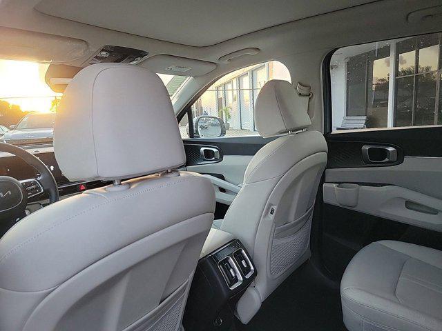 new 2025 Kia Sorento car, priced at $35,350