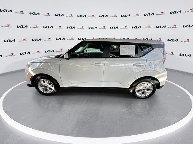 used 2024 Kia Soul car, priced at $17,288