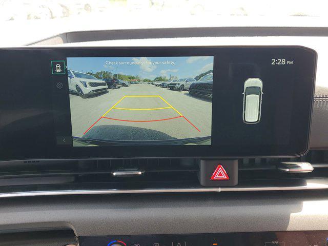 new 2025 Kia Carnival car, priced at $38,430