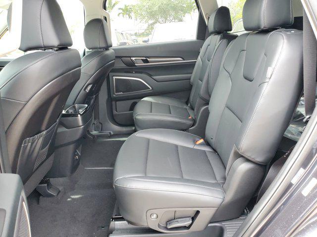 new 2025 Kia Telluride car, priced at $37,327