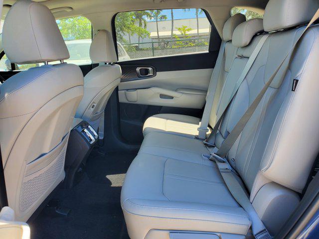 new 2025 Kia Sorento car, priced at $37,420