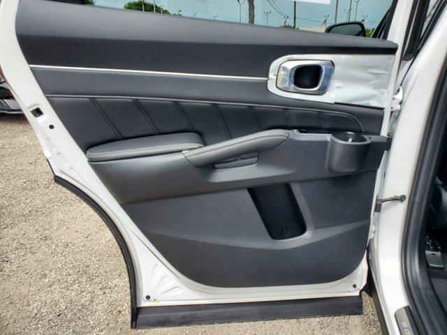 new 2025 Kia Sorento car, priced at $40,003