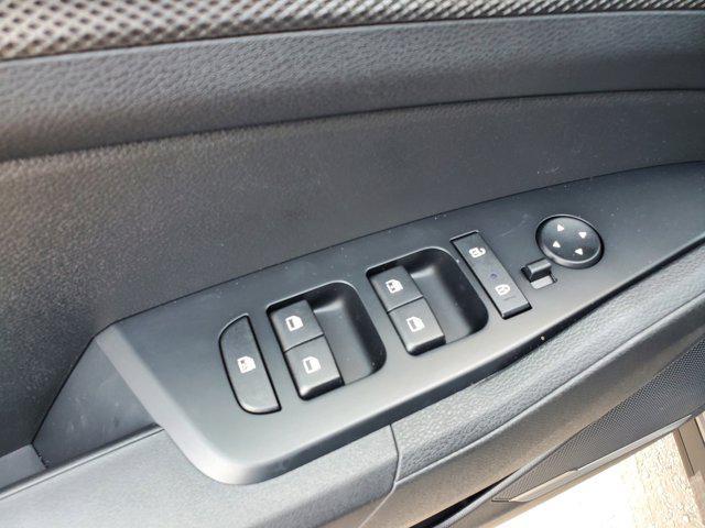 new 2025 Kia Sportage car, priced at $26,262