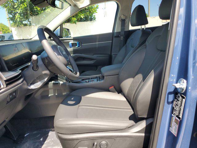 new 2025 Kia Sorento car, priced at $36,178
