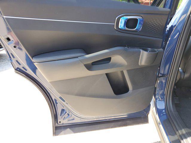 new 2025 Kia Sorento car, priced at $36,178