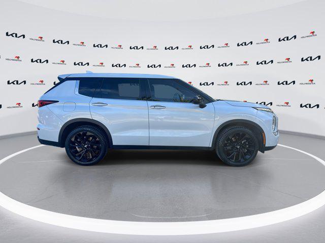 used 2022 Mitsubishi Outlander car, priced at $20,899