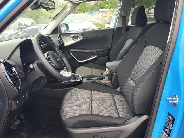 new 2025 Kia Soul car, priced at $22,542