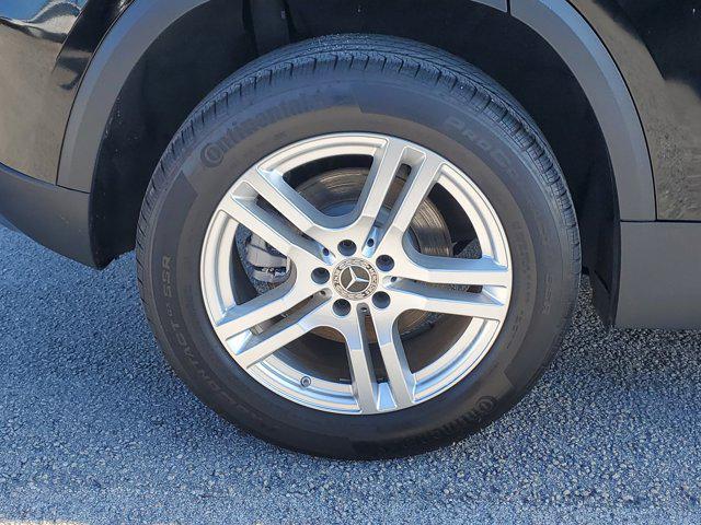 used 2022 Mercedes-Benz GLA 250 car, priced at $27,997
