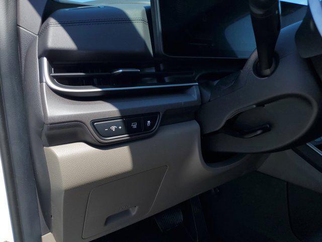 new 2025 Kia Carnival Hybrid car, priced at $40,175