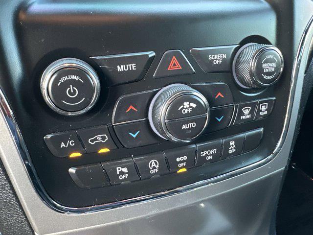 used 2019 Jeep Grand Cherokee car, priced at $17,668