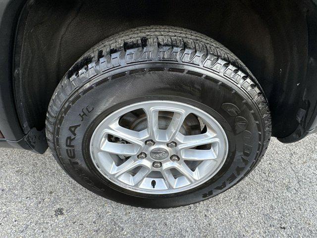 used 2019 Jeep Grand Cherokee car, priced at $17,668