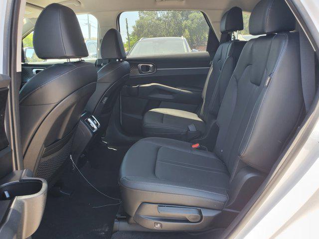 new 2025 Kia Sorento car, priced at $36,178