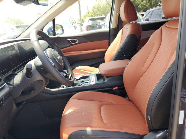 new 2025 Kia Carnival car, priced at $38,430