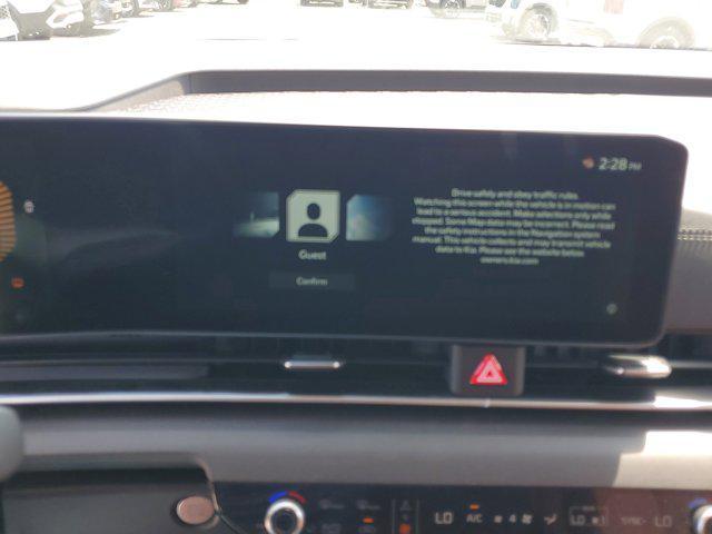 new 2025 Kia Carnival car, priced at $38,430
