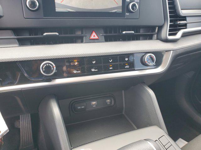 new 2025 Kia Sportage car, priced at $26,946