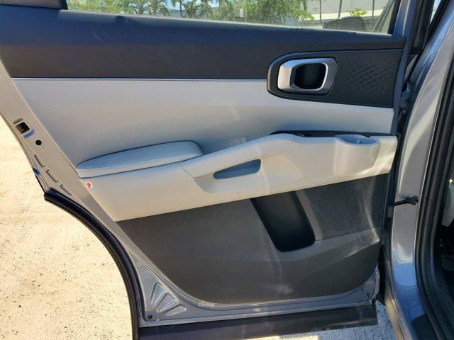 new 2025 Kia Sorento car, priced at $32,997