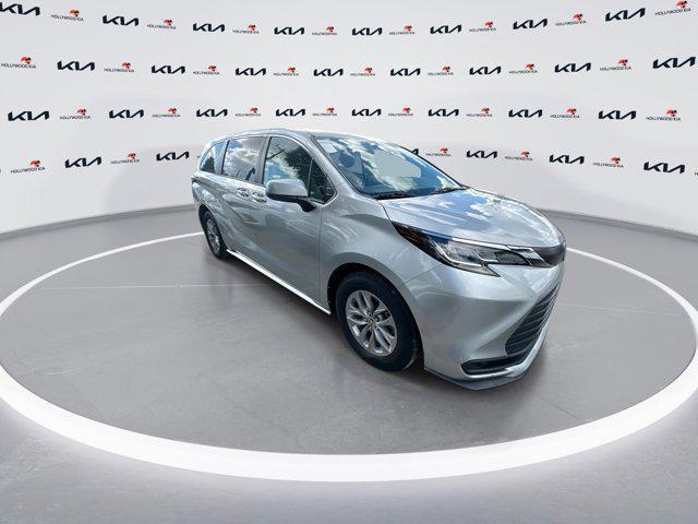 used 2022 Toyota Sienna car, priced at $31,399