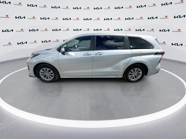 used 2022 Toyota Sienna car, priced at $31,399