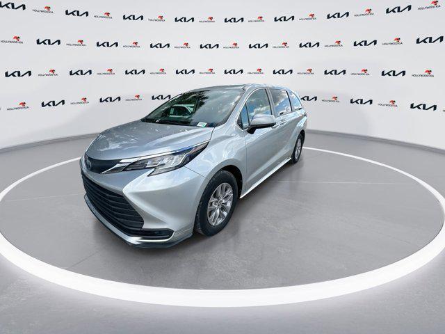 used 2022 Toyota Sienna car, priced at $31,399