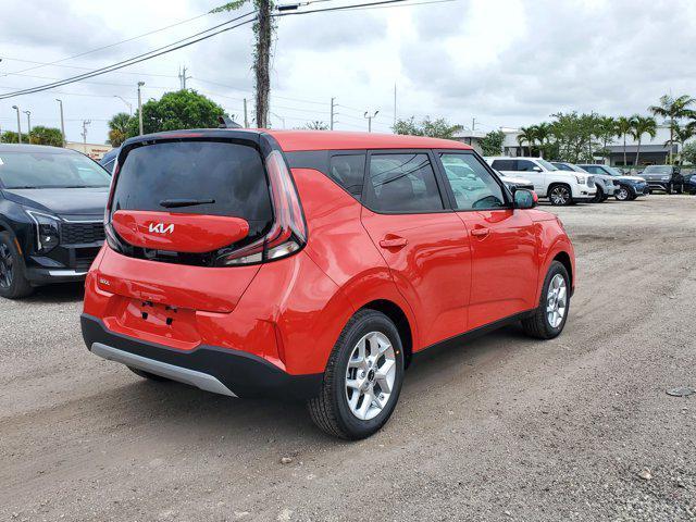 new 2025 Kia Soul car, priced at $20,004