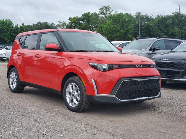 new 2025 Kia Soul car, priced at $20,004