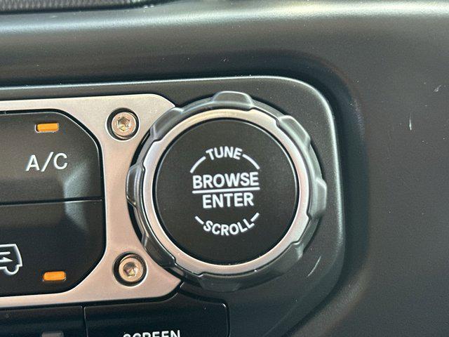 used 2021 Jeep Gladiator car, priced at $33,376