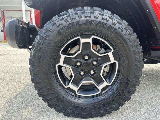 used 2021 Jeep Gladiator car, priced at $33,376