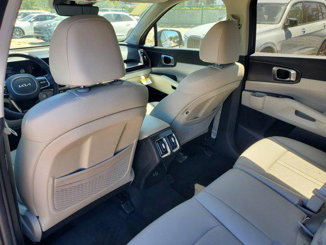 new 2025 Kia Sorento car, priced at $33,443