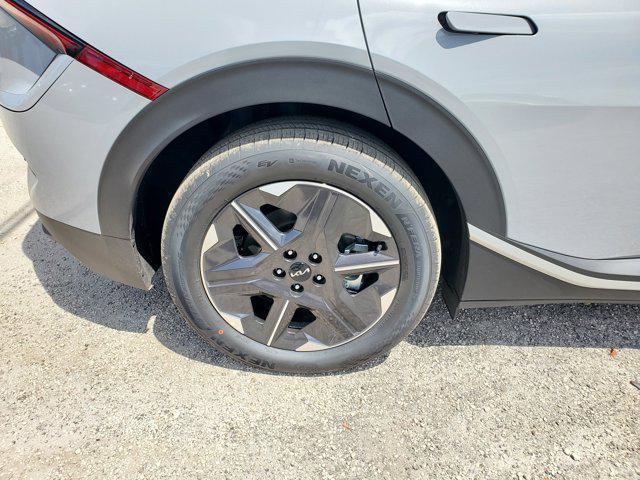 new 2025 Kia EV6 car, priced at $40,560