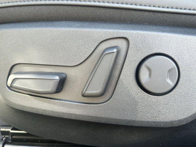 new 2025 Kia EV6 car, priced at $41,980