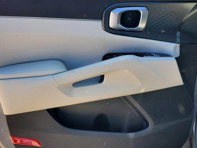 new 2025 Kia Sorento car, priced at $33,105