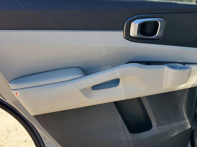 new 2025 Kia Sorento car, priced at $33,105