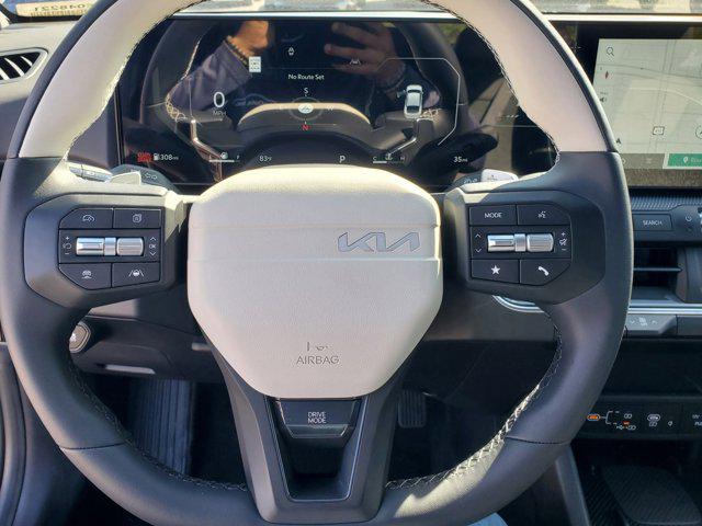 new 2025 Kia K4 car, priced at $26,311