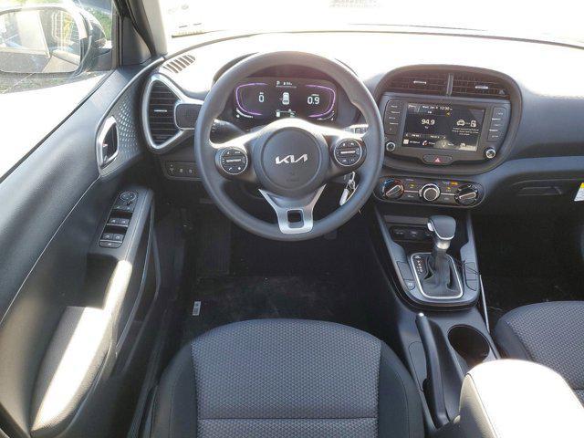new 2025 Kia Soul car, priced at $20,004