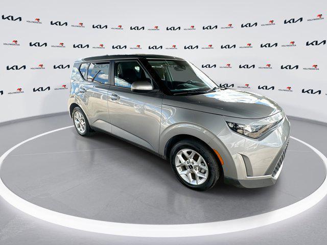 used 2023 Kia Soul car, priced at $15,599