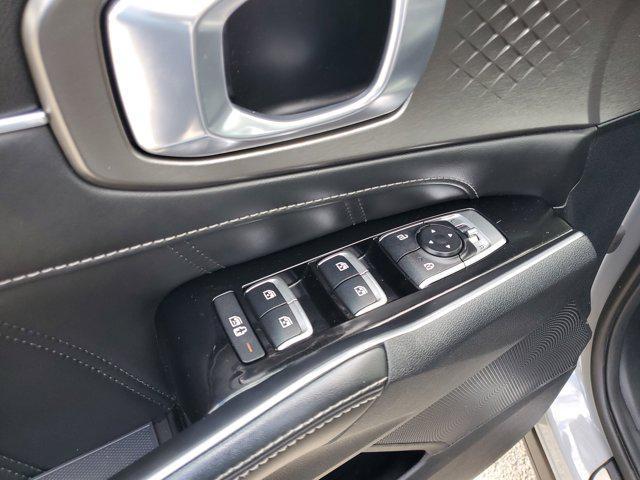 used 2022 Kia Sorento car, priced at $26,795