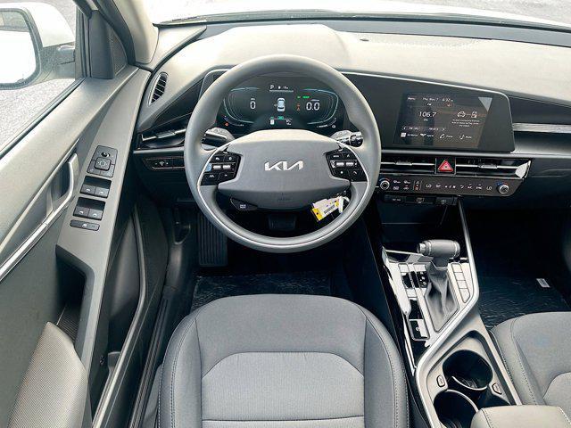 new 2025 Kia Niro car, priced at $29,610