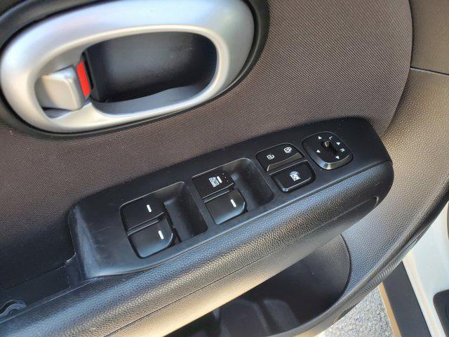 used 2016 Kia Soul car, priced at $9,518