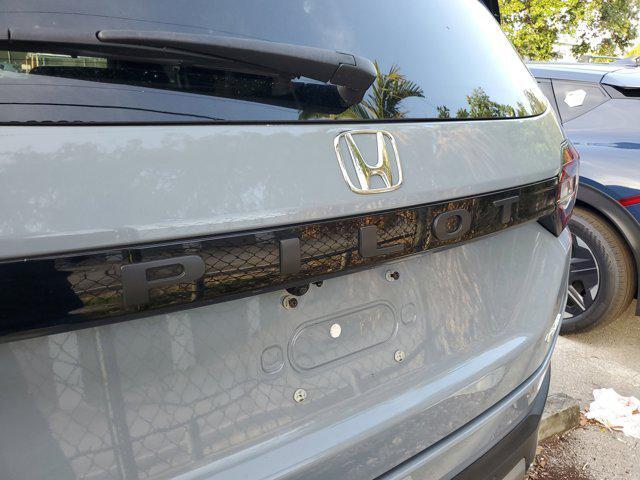 used 2023 Honda Pilot car, priced at $41,792