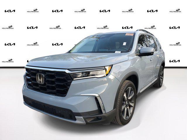 used 2023 Honda Pilot car, priced at $41,792