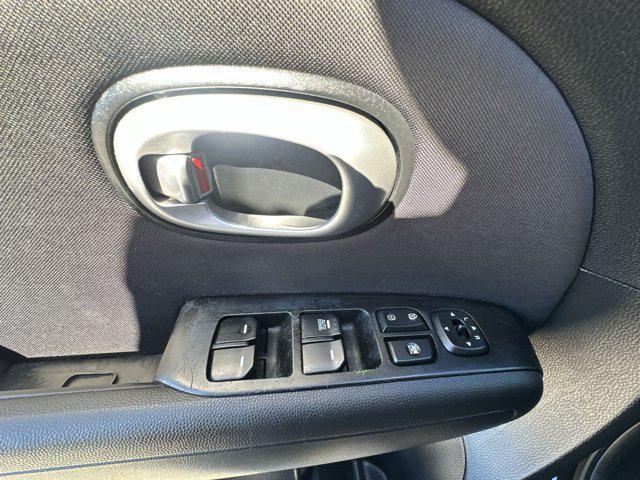 used 2015 Kia Soul car, priced at $6,277