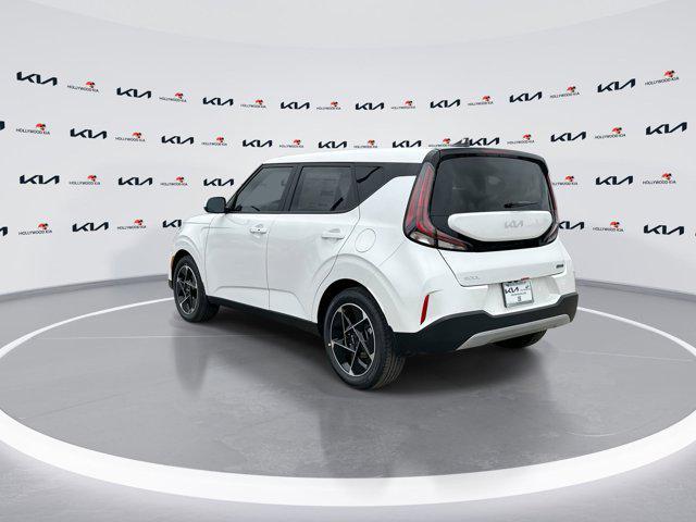 new 2025 Kia Soul car, priced at $25,303