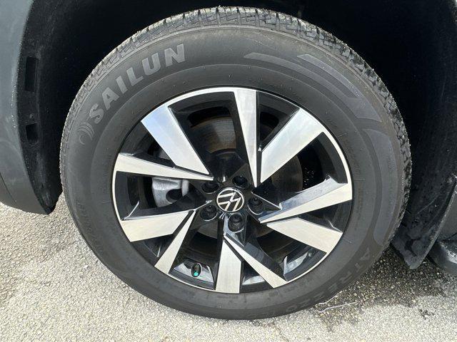 used 2022 Volkswagen Atlas Cross Sport car, priced at $20,988